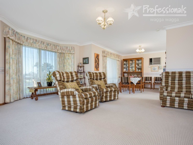 1/2 Plumpton Road, Wagga Wagga NSW 2650