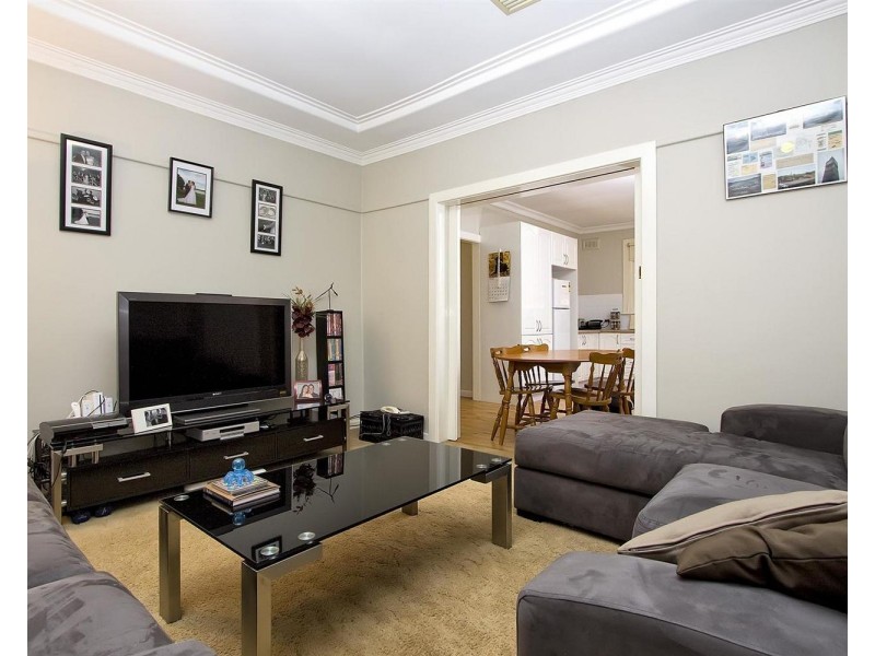 13 Urana Street, Wagga Wagga NSW 2650