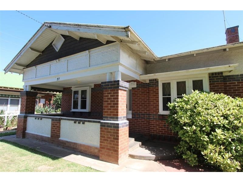 27 Marns Street, Wagga Wagga NSW 2650