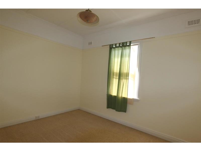 27 Marns Street, Wagga Wagga NSW 2650