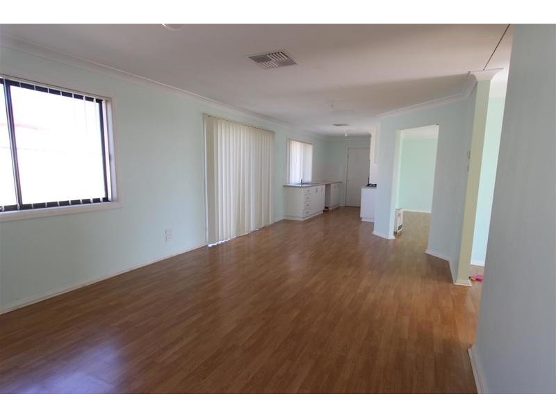 11 Apprentice Avenue, Wagga Wagga NSW 2650