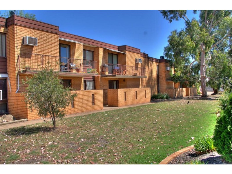9/12 Salmon Street, Wagga Wagga NSW 2650