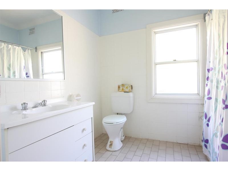 12 Best Street, Wagga Wagga NSW 2650