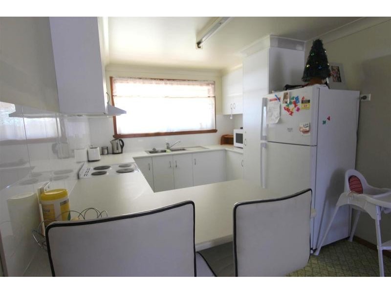 16 Wren Street, Wagga Wagga NSW 2650