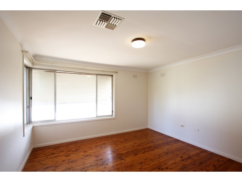 3 Holloway Street, Wagga Wagga NSW 2650