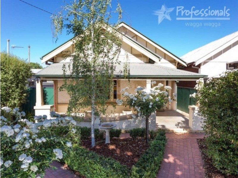 37 Thorne Street, Wagga Wagga NSW 2650