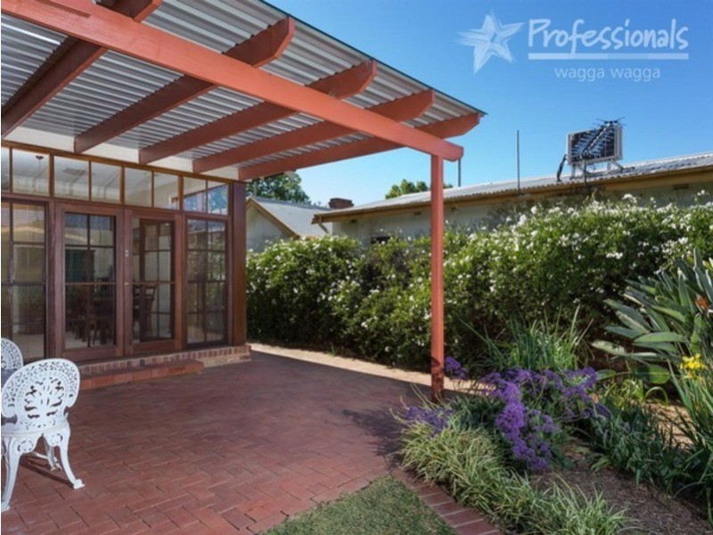 37 Thorne Street, Wagga Wagga NSW 2650