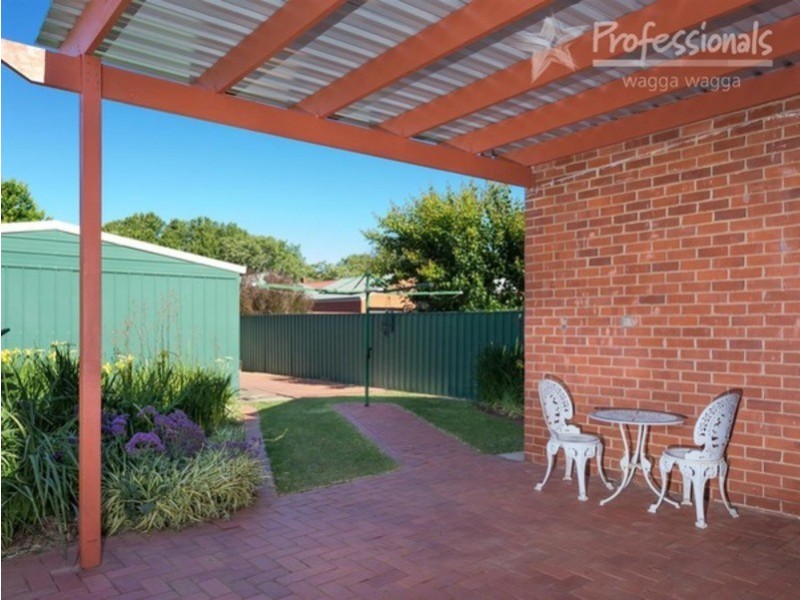 37 Thorne Street, Wagga Wagga NSW 2650