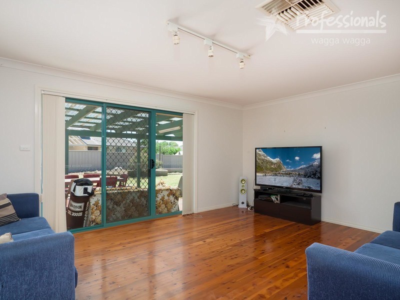 2 Galleon Place, Wagga Wagga NSW 2650