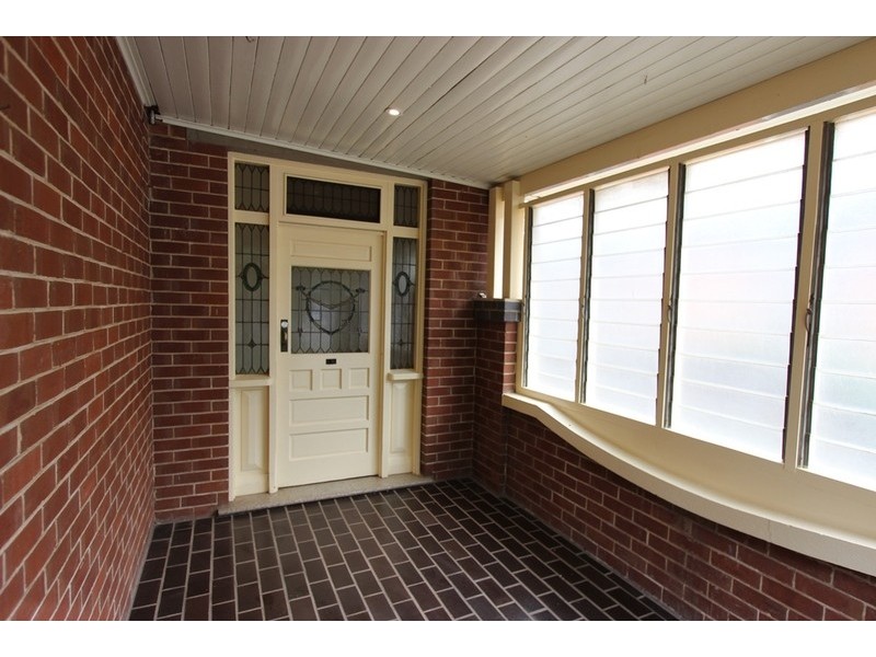 4 Little Best Street, Wagga Wagga NSW 2650
