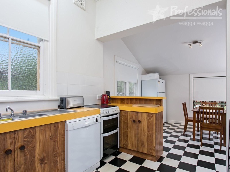 4 Little Best Street, Wagga Wagga NSW 2650