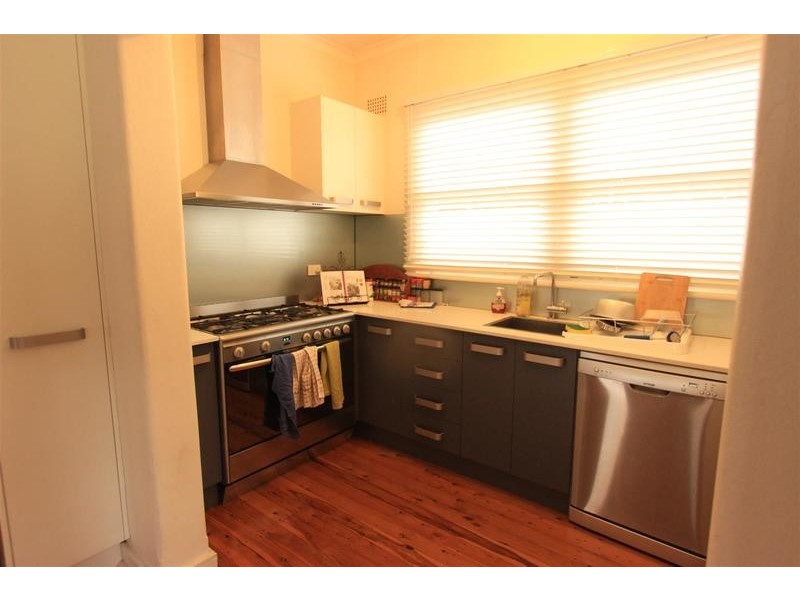 10 Sullivan Avenue, Wagga Wagga NSW 2650