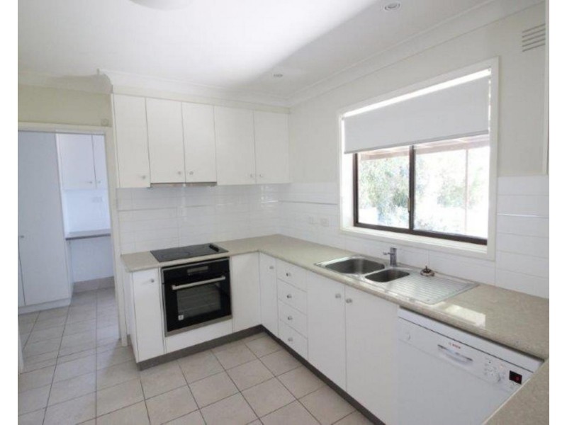 87 Leavenworth Drive, Mount Austin NSW 2650