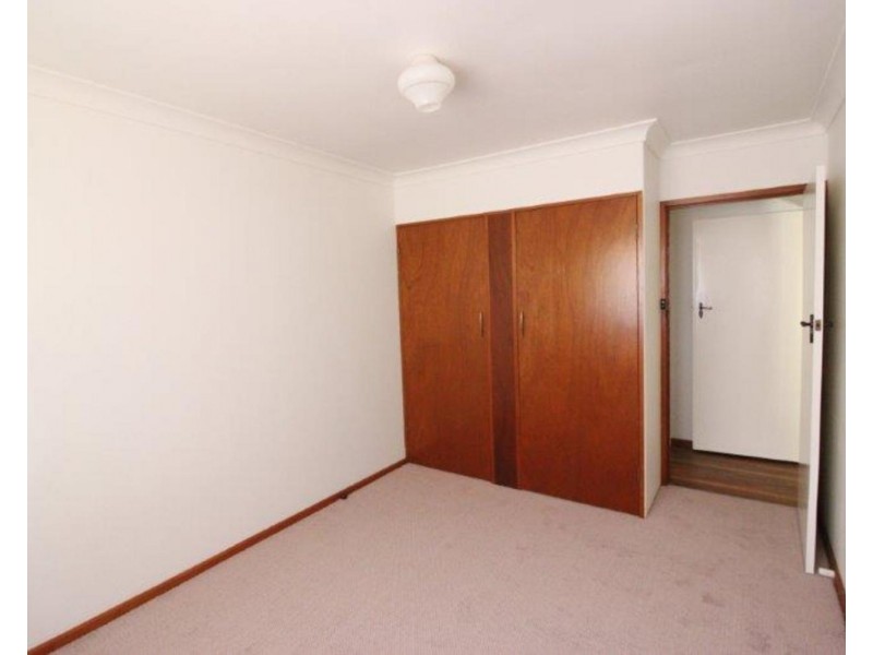 87 Leavenworth Drive, Mount Austin NSW 2650