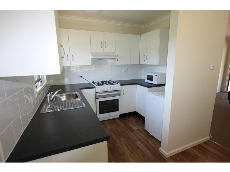 7 Flynn Place, Wagga Wagga NSW 2650