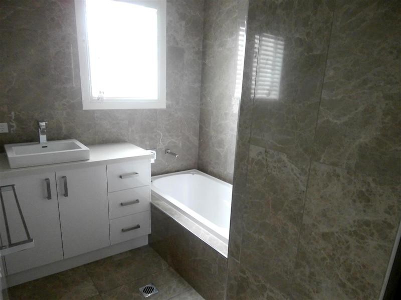 52 Slocum Street, Wagga Wagga NSW 2650