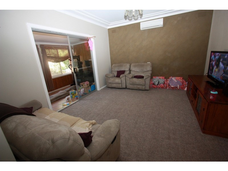 10 Nilma Avenue, Wagga Wagga NSW 2650
