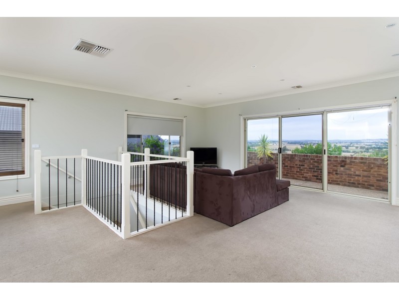 18 Stellway Close, Kooringal NSW 2650