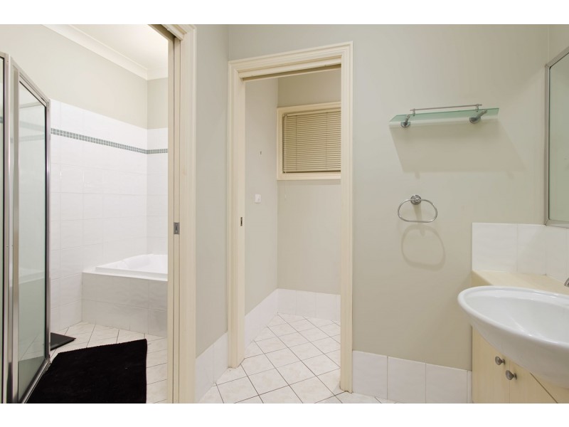 18 Stellway Close, Kooringal NSW 2650