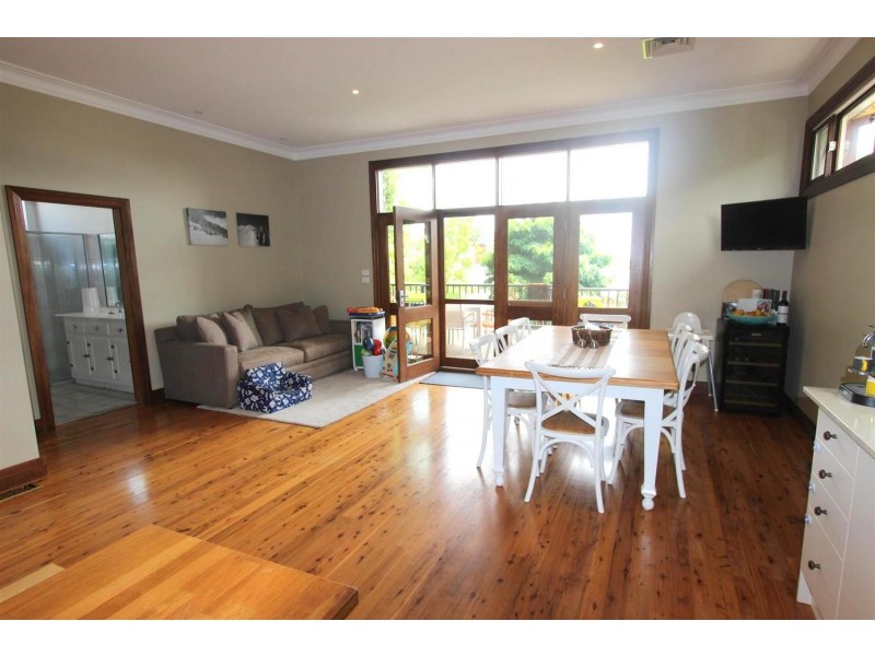 15 Hill Street, Wagga Wagga NSW 2650