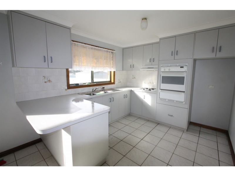 5 Eaton Street, Wagga Wagga NSW 2650