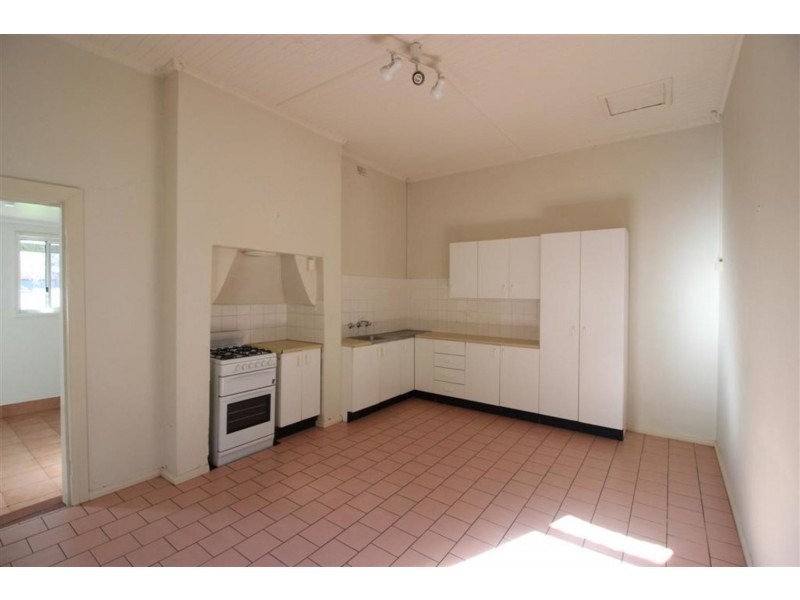 71 Best Street, Wagga Wagga NSW 2650