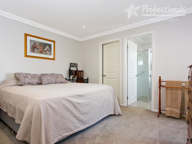 3/81 Atherton Crescent, Wagga Wagga NSW 2650