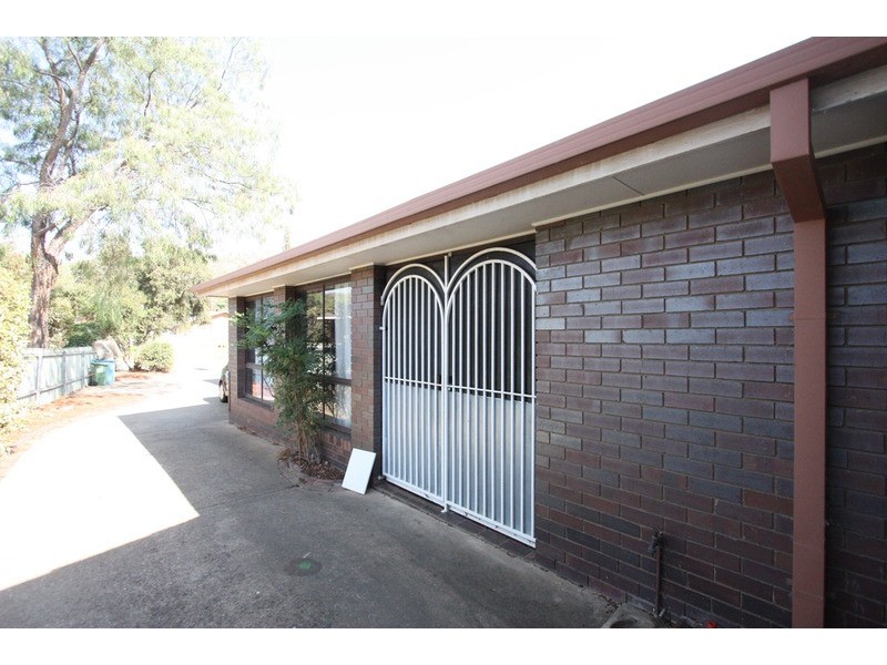 2/29 Kenneally Street, Kooringal NSW 2650