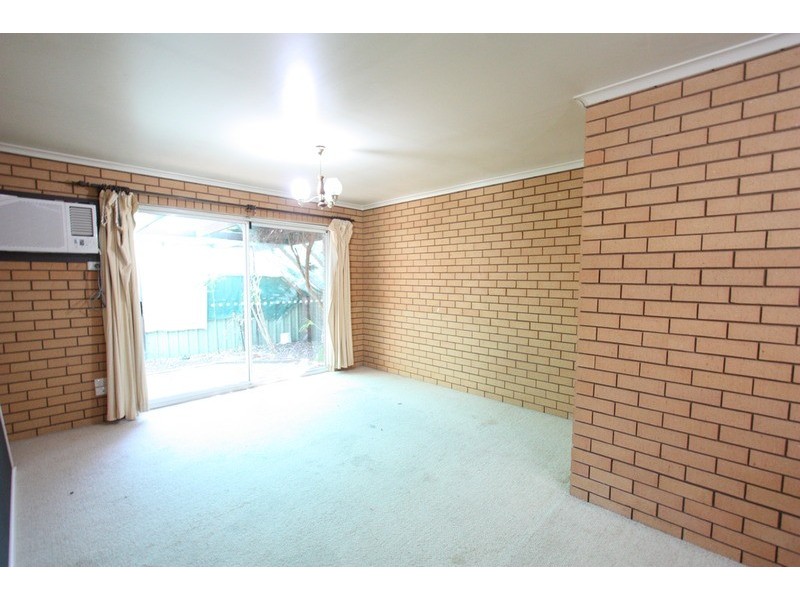 2/29 Kenneally Street, Kooringal NSW 2650