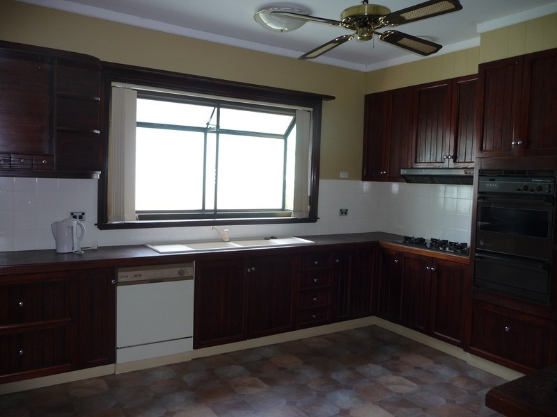 19 Sullivan Avenue, Wagga Wagga NSW 2650