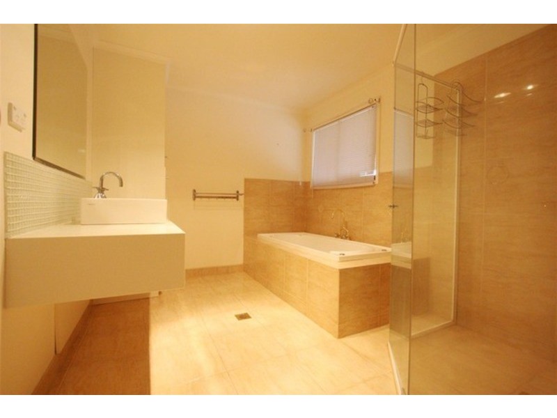 28 Forrest Street, Wagga Wagga NSW 2650