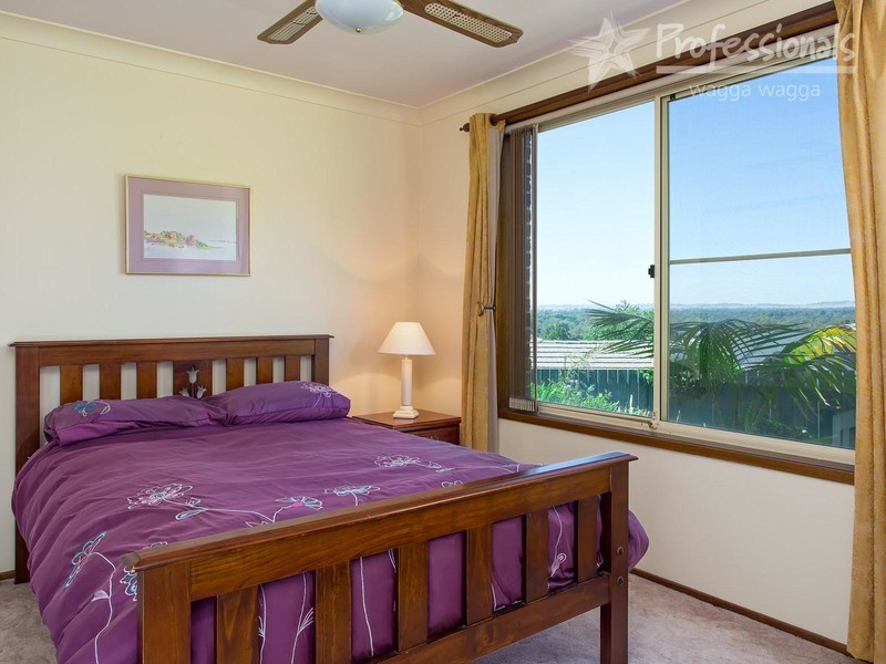 70  Simkin Crescent, Wagga Wagga NSW 2650