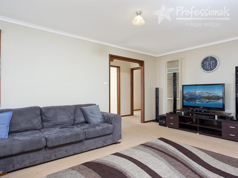 25  Forrest Street, Wagga Wagga NSW 2650