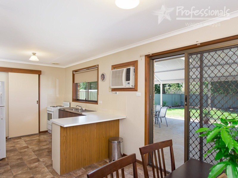 25  Forrest Street, Wagga Wagga NSW 2650