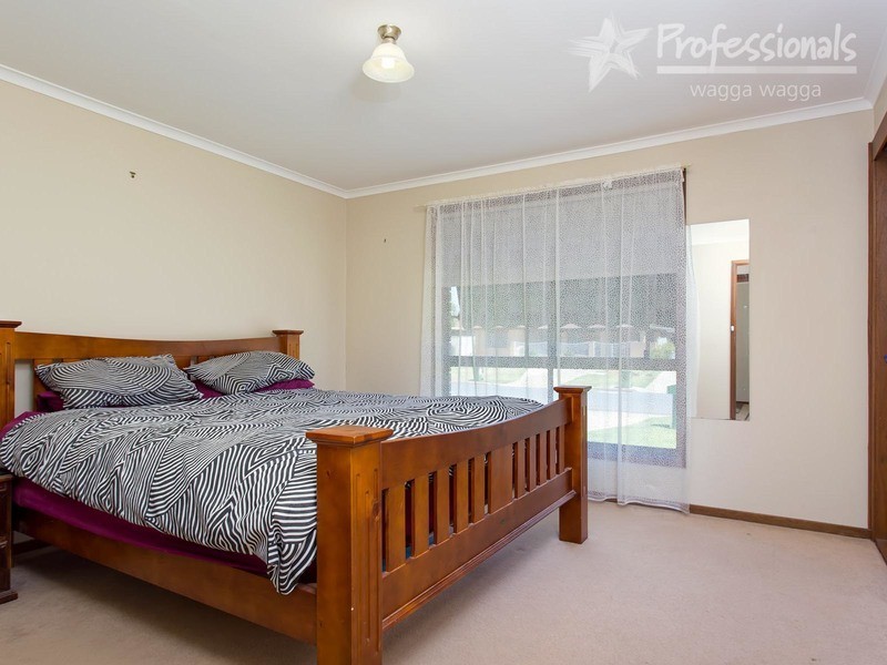 25  Forrest Street, Wagga Wagga NSW 2650