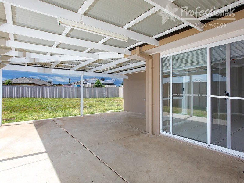 62 Mima Street, Wagga Wagga NSW 2650