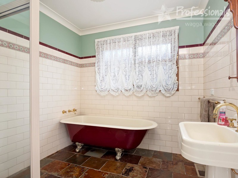 28 Missouri Avenue, Wagga Wagga NSW 2650