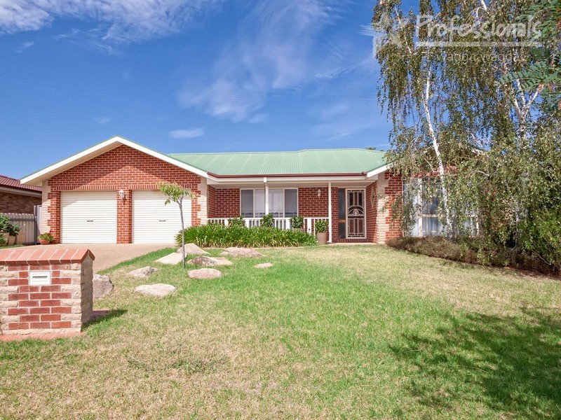 31 Kaldari Crescent, Wagga Wagga NSW 2650