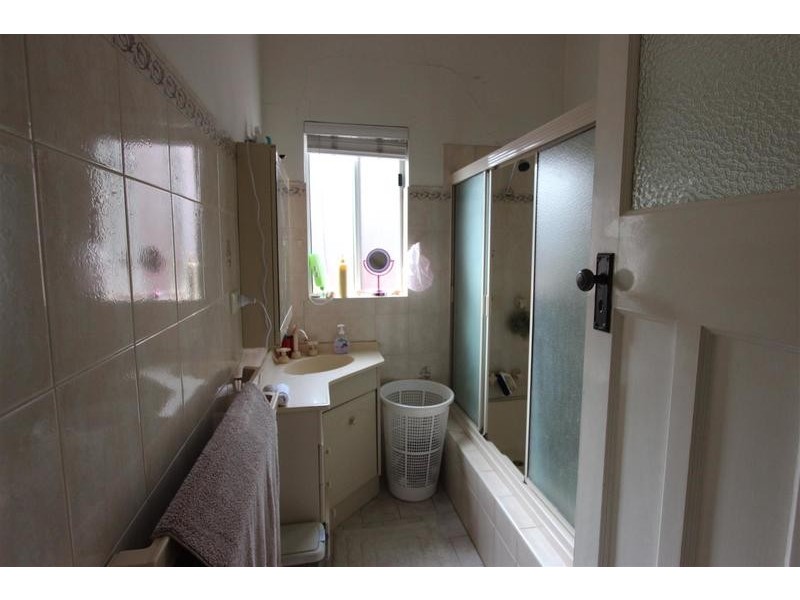 25 Oates Avenue, Wagga Wagga NSW 2650