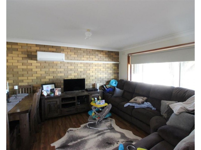 2/32 Cutler Avenue, Kooringal NSW 2650