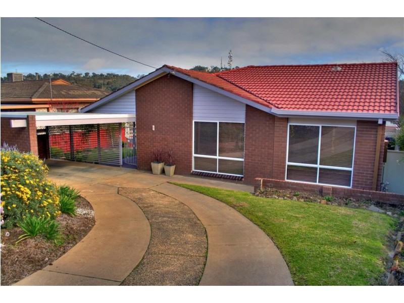 9 Banks Avenue, Kooringal NSW 2650