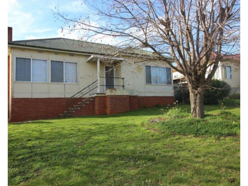 150 Macleay Street, Wagga Wagga NSW 2650