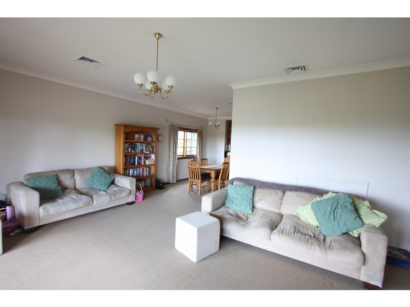 16 Panorama Street, Wagga Wagga NSW 2650