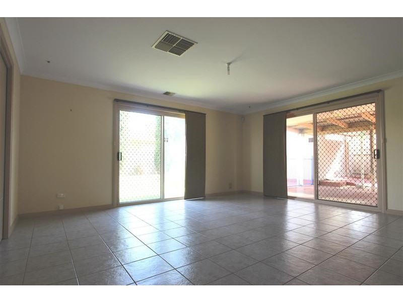 9 Jabiru Place, Wagga Wagga NSW 2650