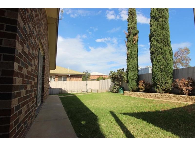 9 Jabiru Place, Wagga Wagga NSW 2650
