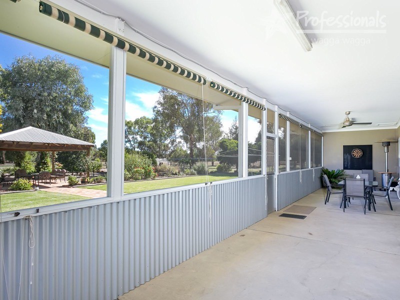 166 Mitchell Road, Wagga Wagga NSW 2650