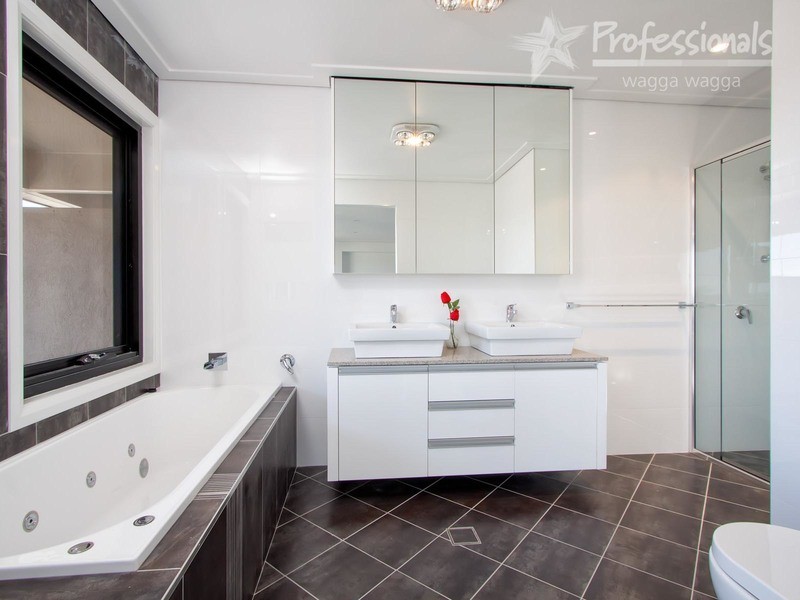 4/18-20 Railway Street, Wagga Wagga NSW 2650