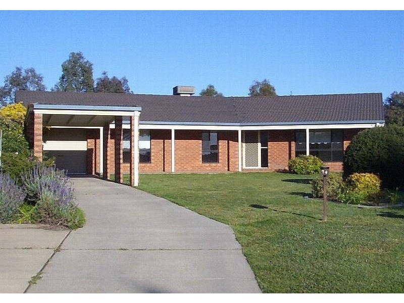 24 Harrier Street, Estella NSW 2650