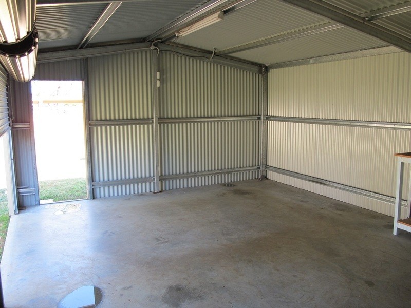 2 Nicholi Crescent, Wagga Wagga NSW 2650