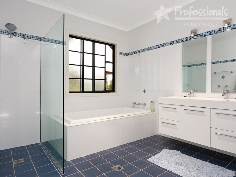 45 Rannock Road, Coolamon NSW 2701